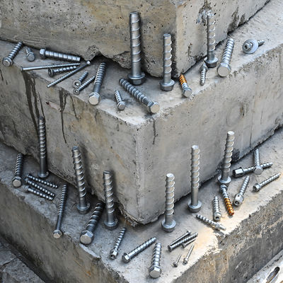 Cabeça hexadecimal revestida de trabalho pesado CSK auto-aperto de concreto parafuso de âncora de rosca para alvenaria