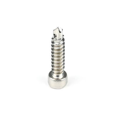 Estrutura de aço para auto-perfurar parafusos M6x25mm Torx Fillister com instalação